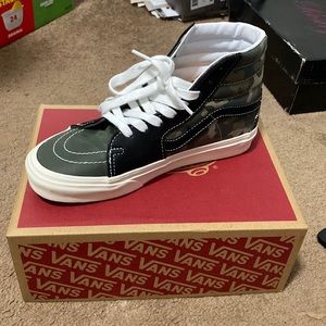 Vans Sk8-Hi Camo Shoes